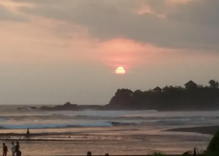 Natural 2 * Selemadeg (Bali)